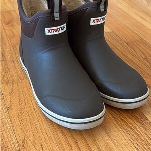 Women’s Xtratuf boots